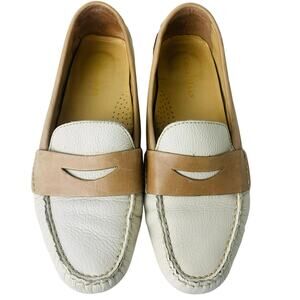Cole Haan Leather Penny Loafers Women’s Size 6.5 B White & Tan Driving Moccasins
